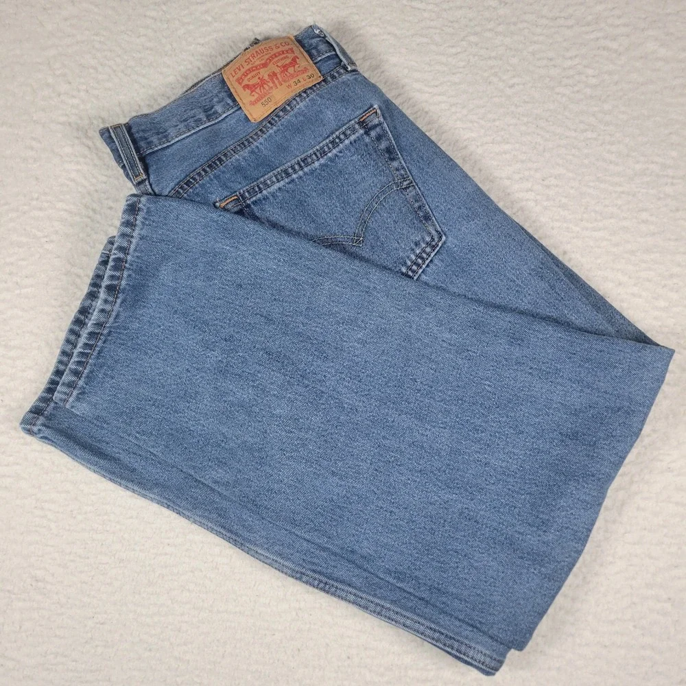 Levi's 550 Relaxed Fit Jeans Mens 34x30 Blue Medium Wash Tapered Leg 100% Cotton